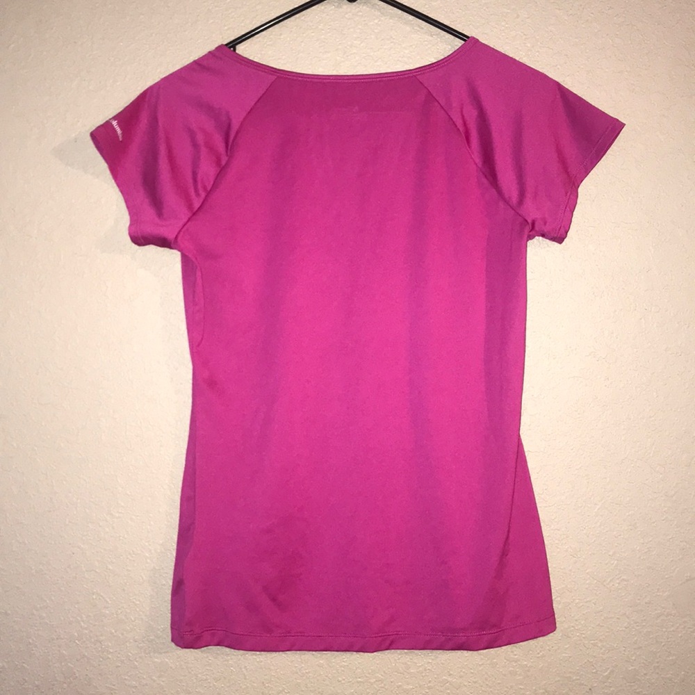 Size S Women’s Columbia Purple Pink Athletic Shirt - Picture 3 of 3